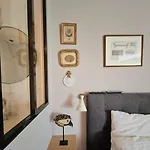 Iconic Area In - Elegant Parisian Paris