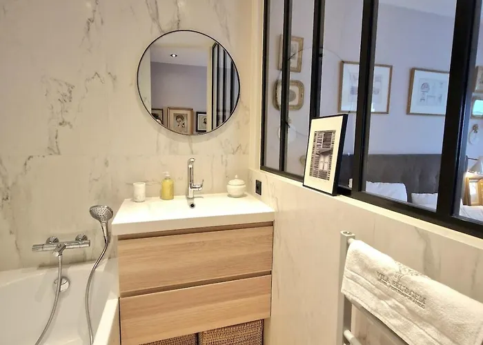 Apartament Iconic Area In - Elegant Parisian *