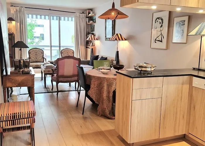 Iconic Area In - Elegant Parisian *