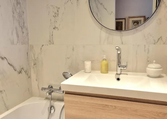 Iconic Area In - Elegant Parisian * Paryż